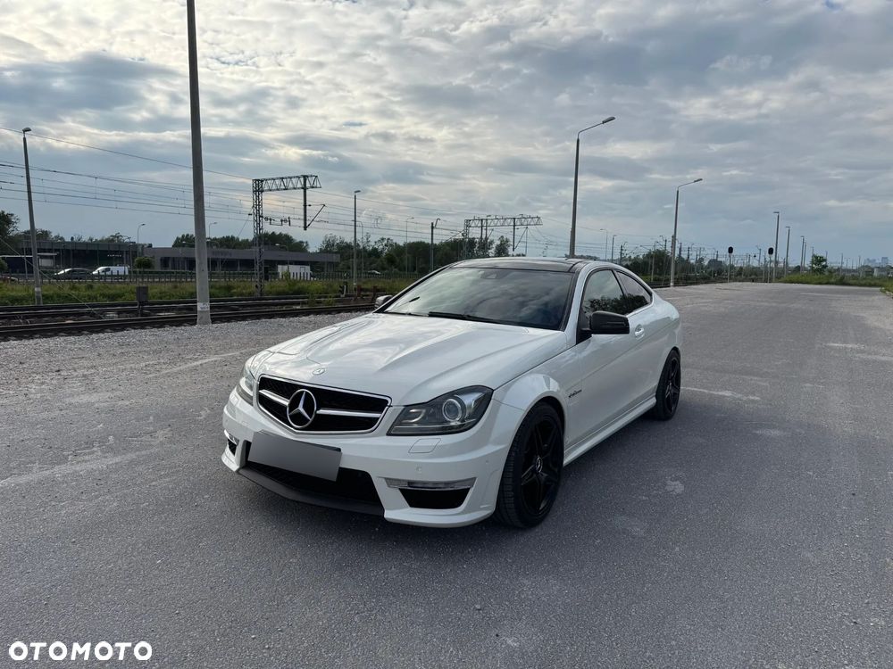 Mercedes-Benz Klasa C 63 AMG - 1