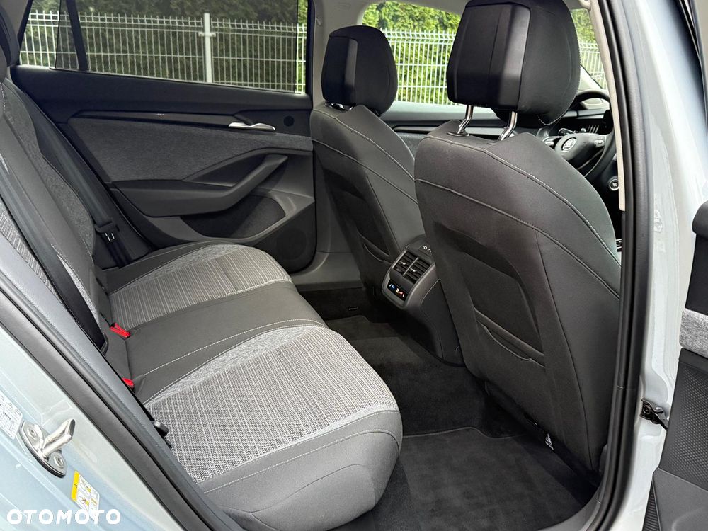 Skoda Superb 2.0 TDI 4x4 DSG Ambition - 29