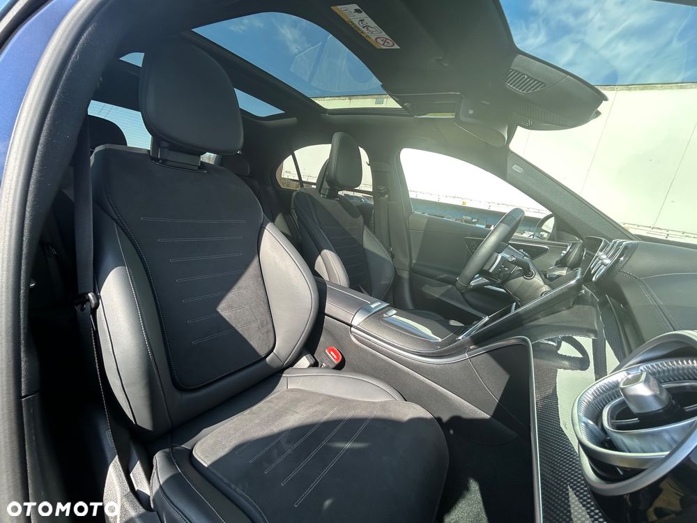 Mercedes-Benz Klasa C 220 d 4Matic 9G-TRONIC AMG Line - 10