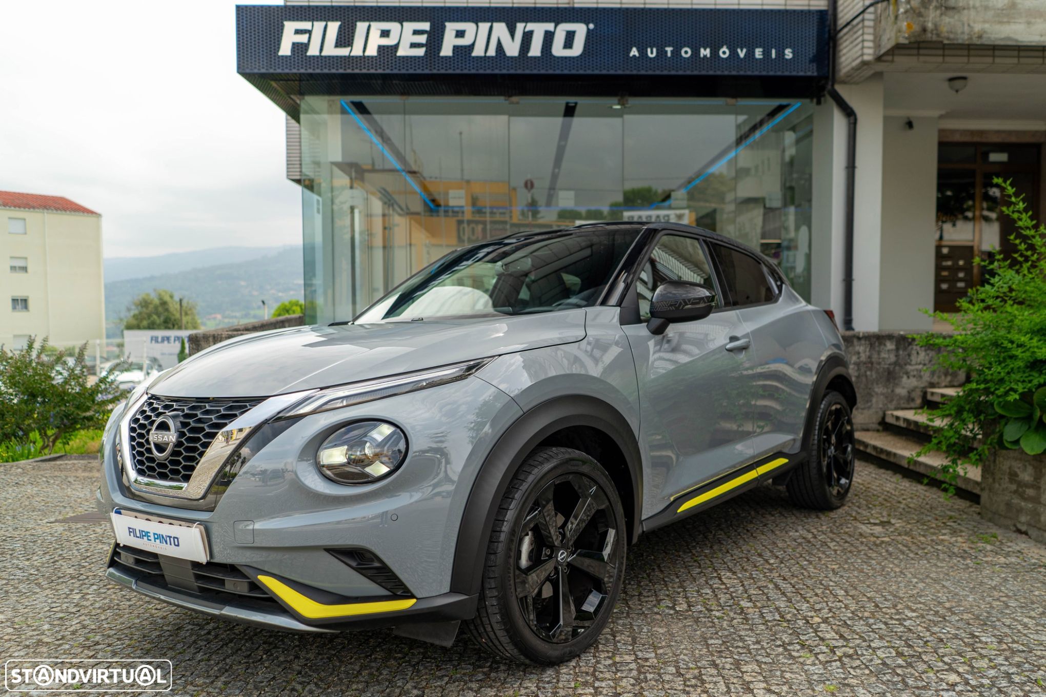 Nissan Juke 1.0 DIG-T Kiiro - 1