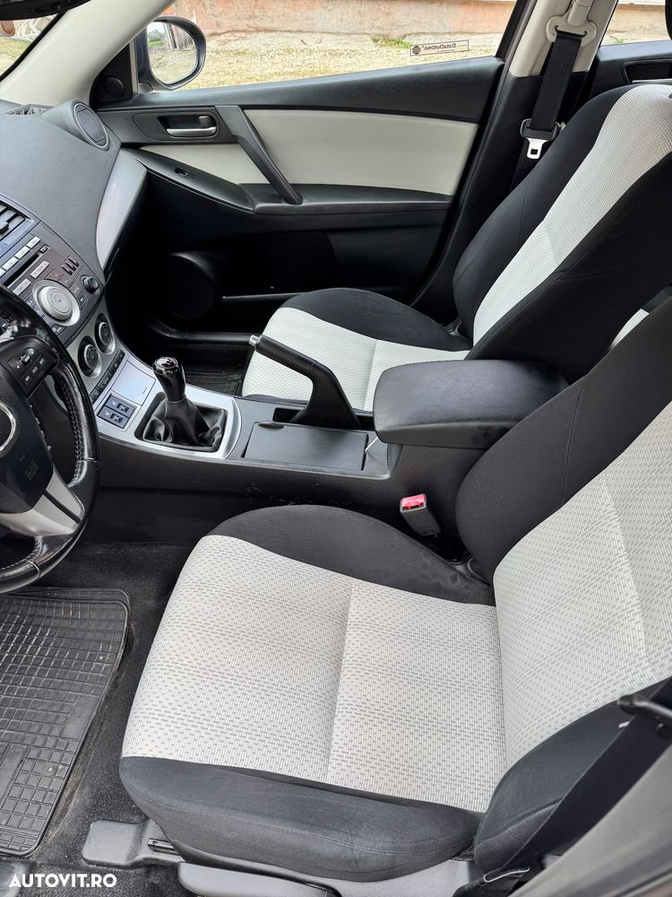 Mazda 3 - 11