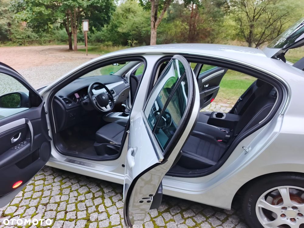 Renault Laguna dCi 150 FAP GT - 7