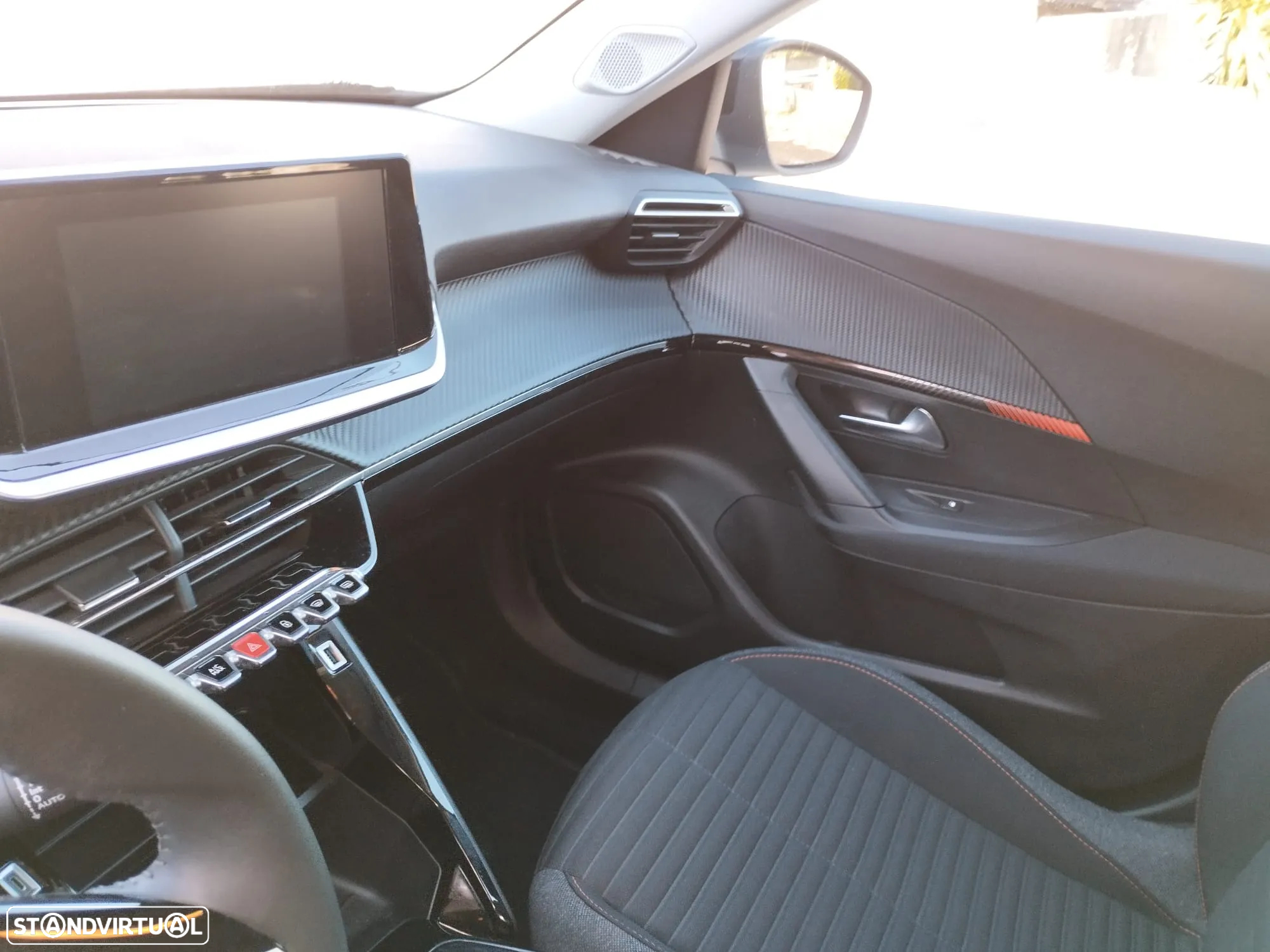 Peugeot e-2008 50 kWh Active Pack - 12