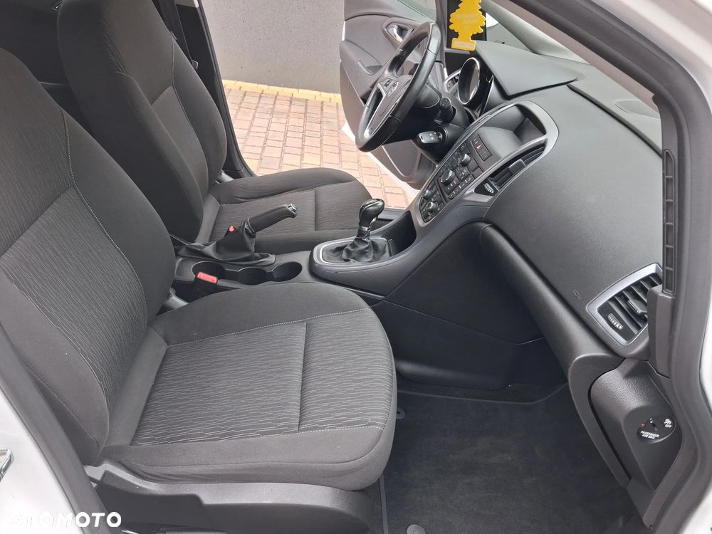Opel Astra 1.6 Style - 8