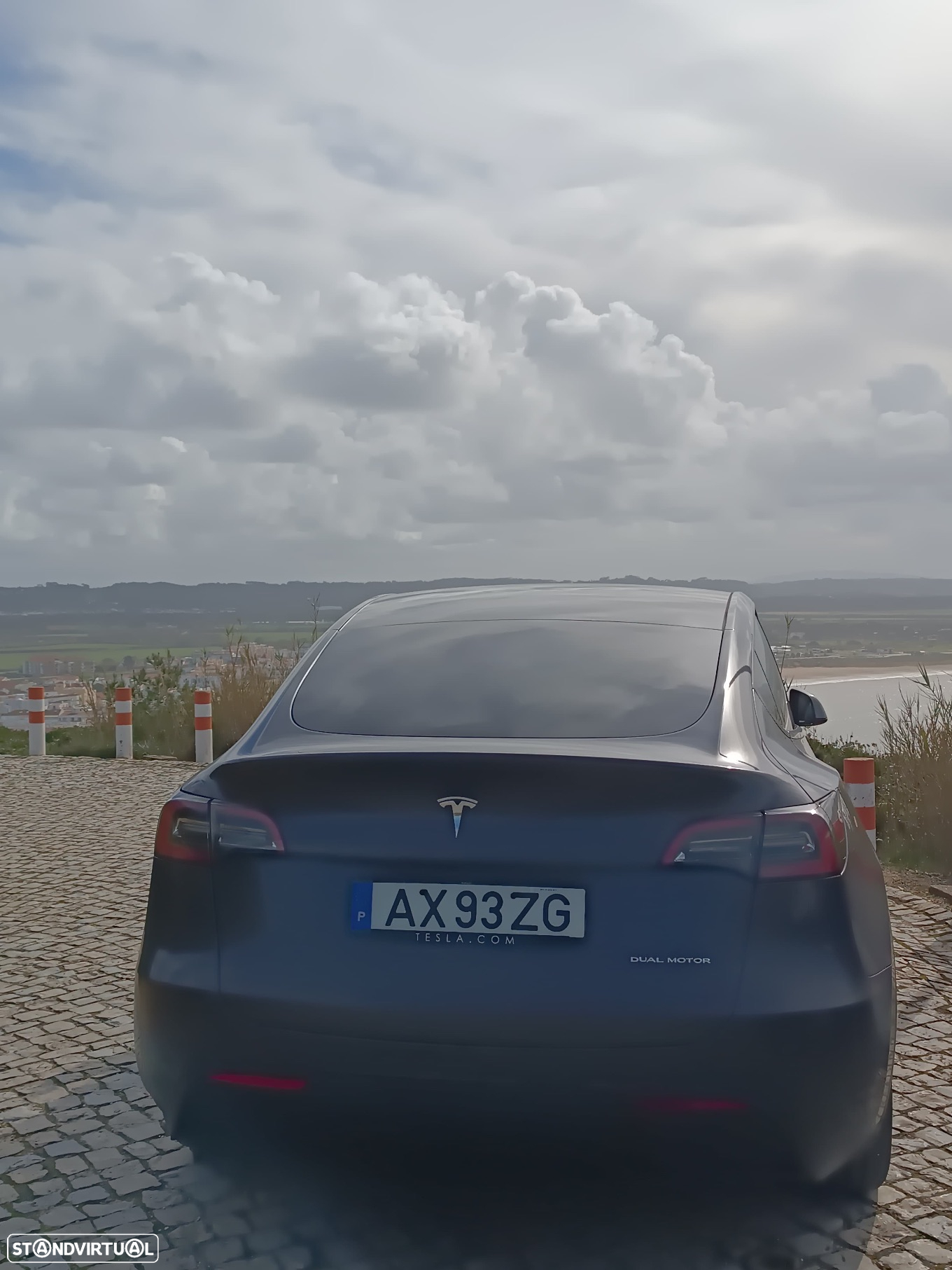 Tesla Model Y Long Range Tração Integral - 18