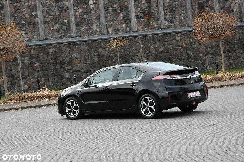Opel Ampera - 21