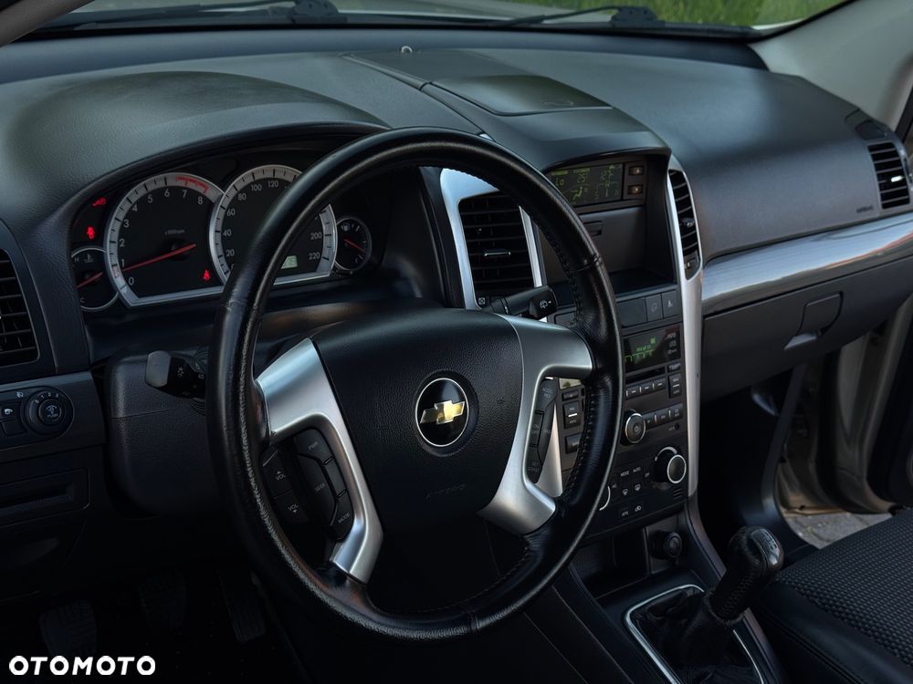 Chevrolet Captiva 2.4 2WD 7 Sitzer LS - 28
