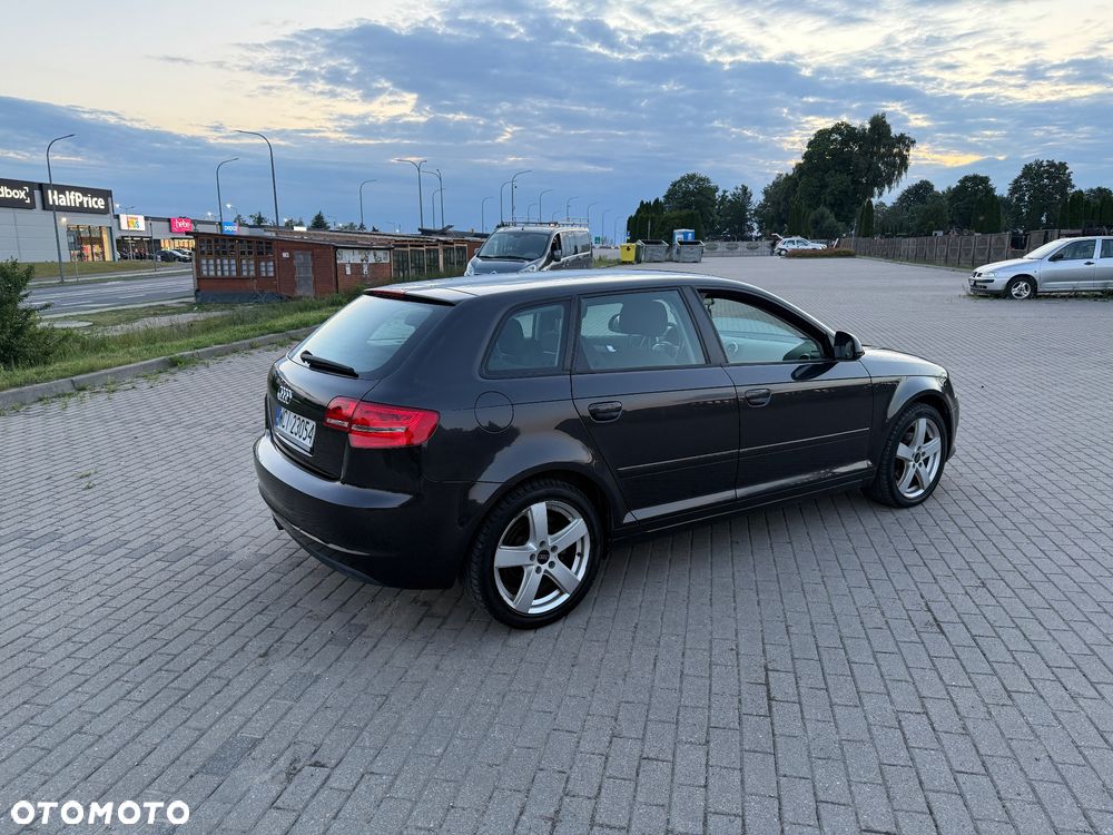 Audi A3 Sportback 2.0 TDI Ambiente - 5