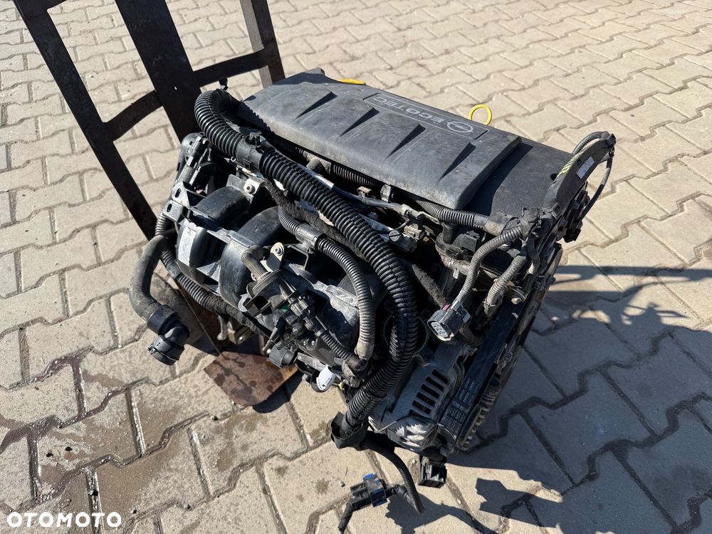 OPEL CORSA D E ADAM MERIVA B 1.4 16V SILNIK A14XER KOMPLETNY - 1