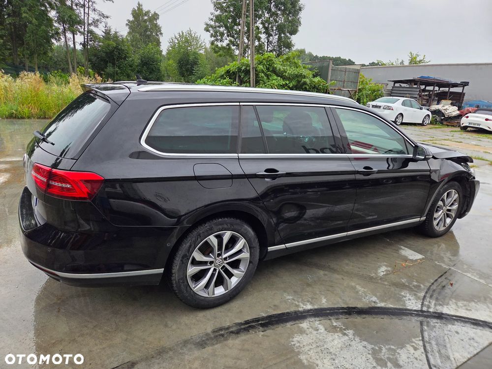 Volkswagen Passat Variant 2.0 TDI DSG (BlueMotion Technology) Highline - 9