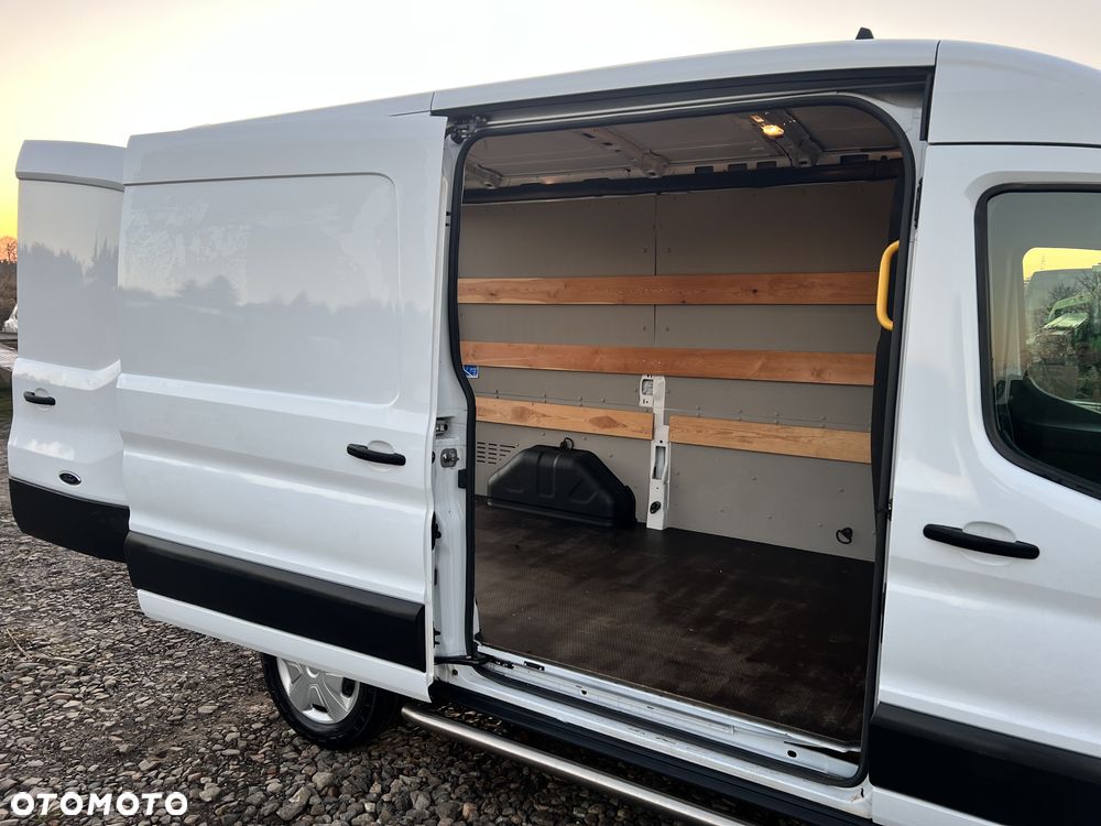 Ford Transit - 8