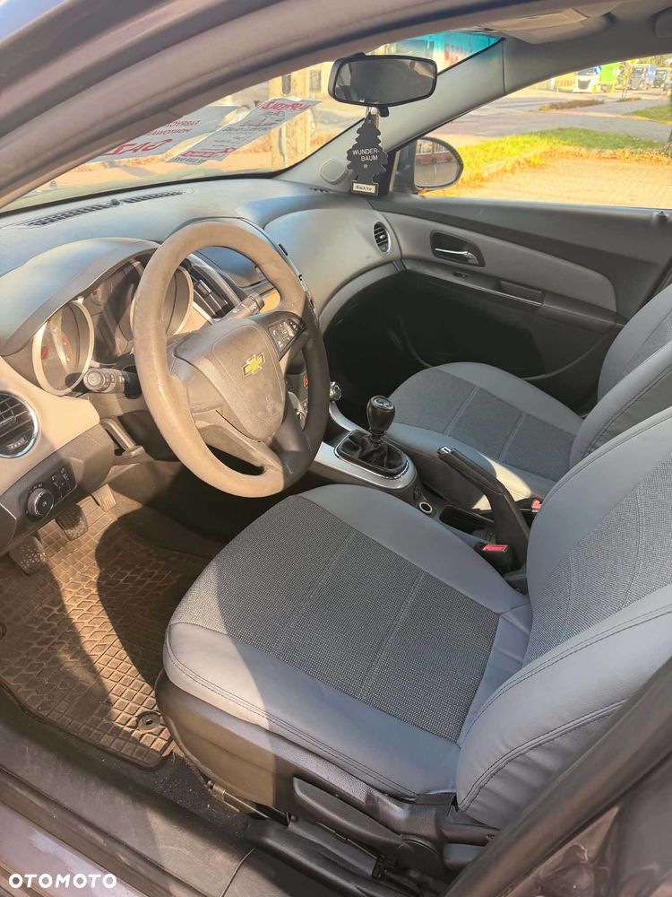Chevrolet Cruze - 7