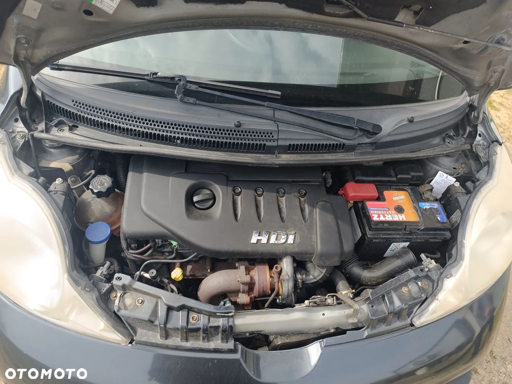 Peugeot 107 1.4 HDI Trendy - 10