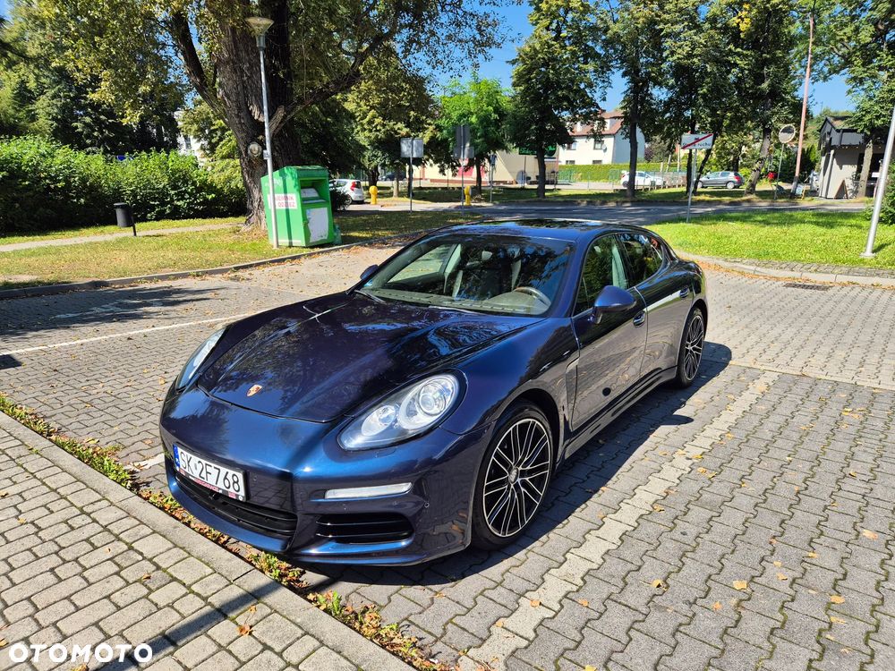 Porsche Panamera 4 Platinum Edition - 19