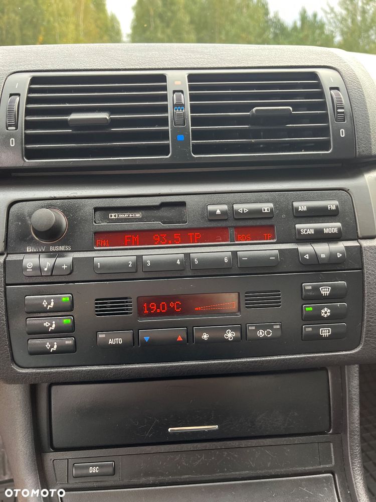 BMW Seria 3 318i Touring Edition Exclusive - 16