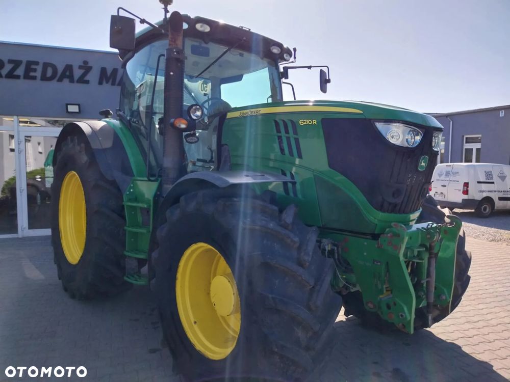 John Deere 6210R - 2