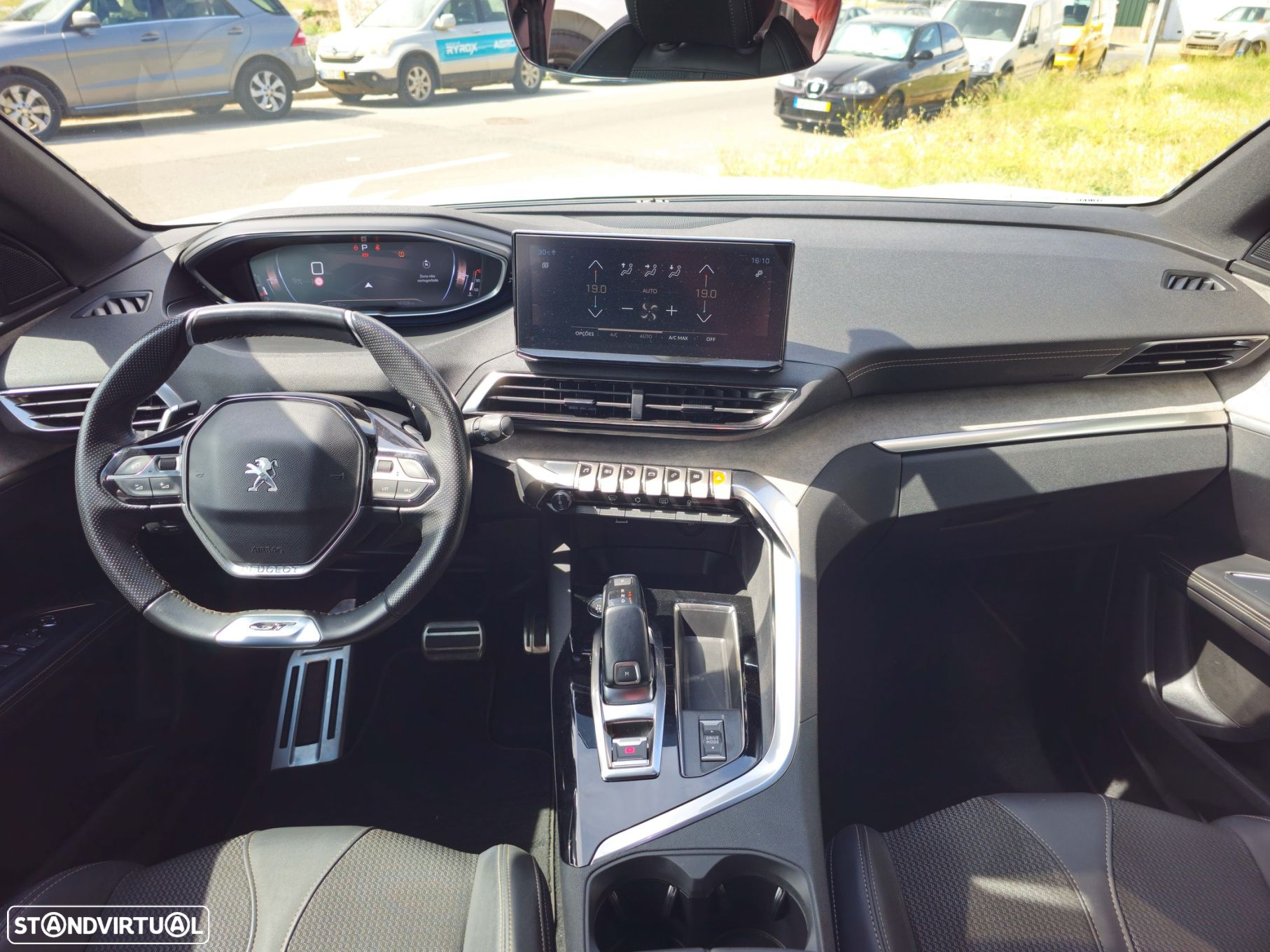 Peugeot 5008 1.5 BlueHDi GT EAT8 - 11
