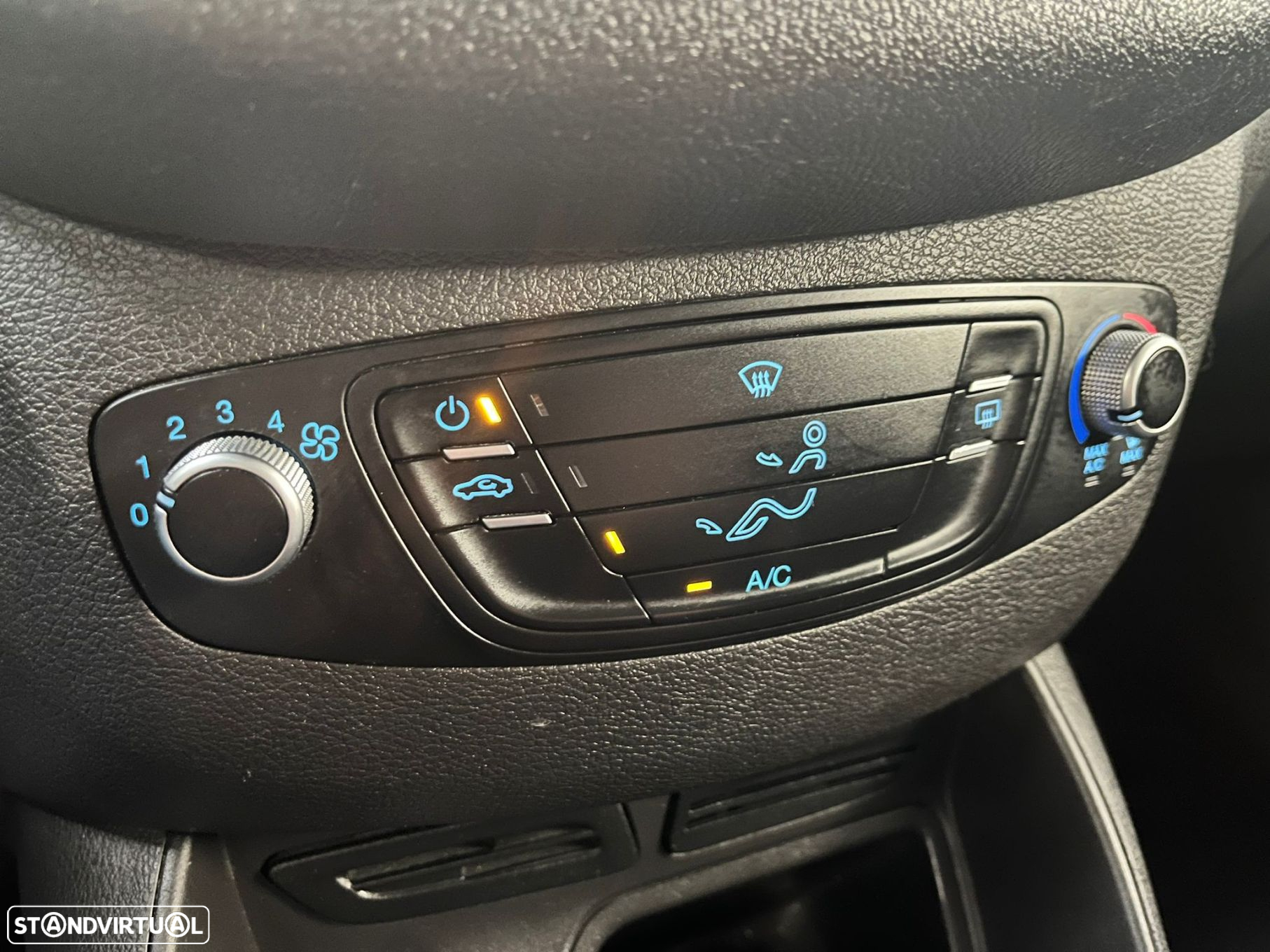 Ford Transit Courier 1.5 TDCi Trend - 39