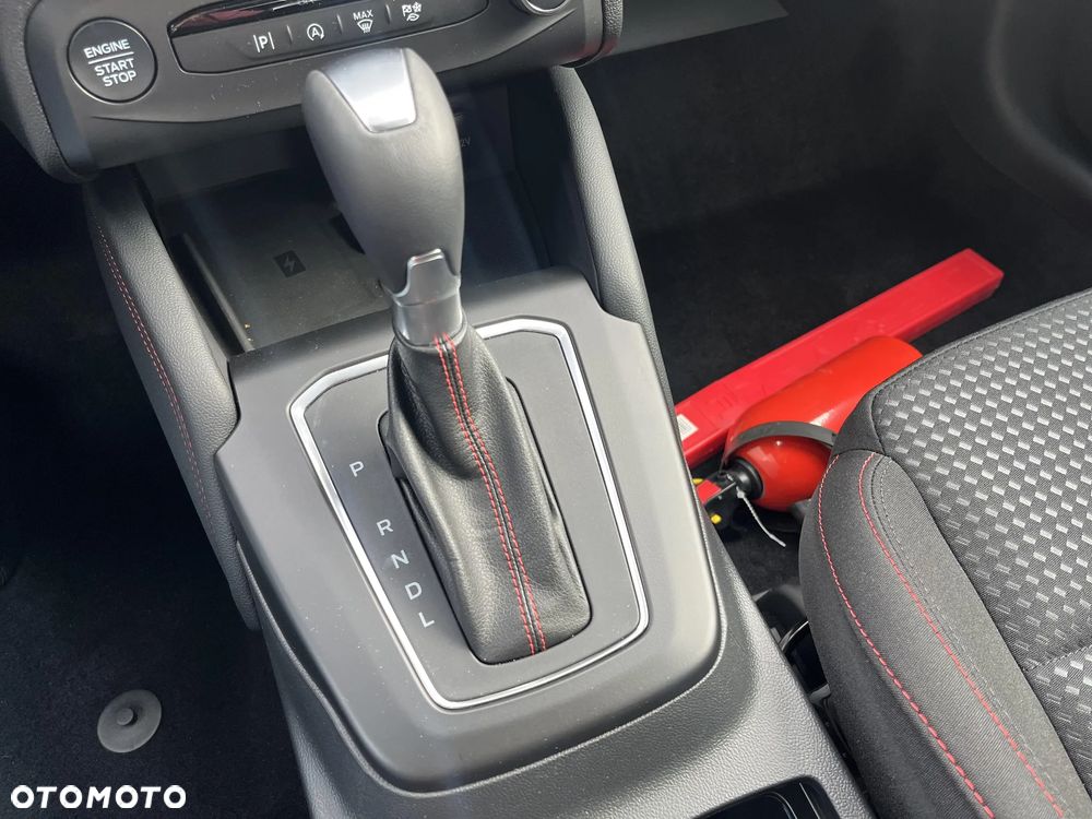 Ford Focus 1.0 EcoBoost mHEV ST-Line X - 14