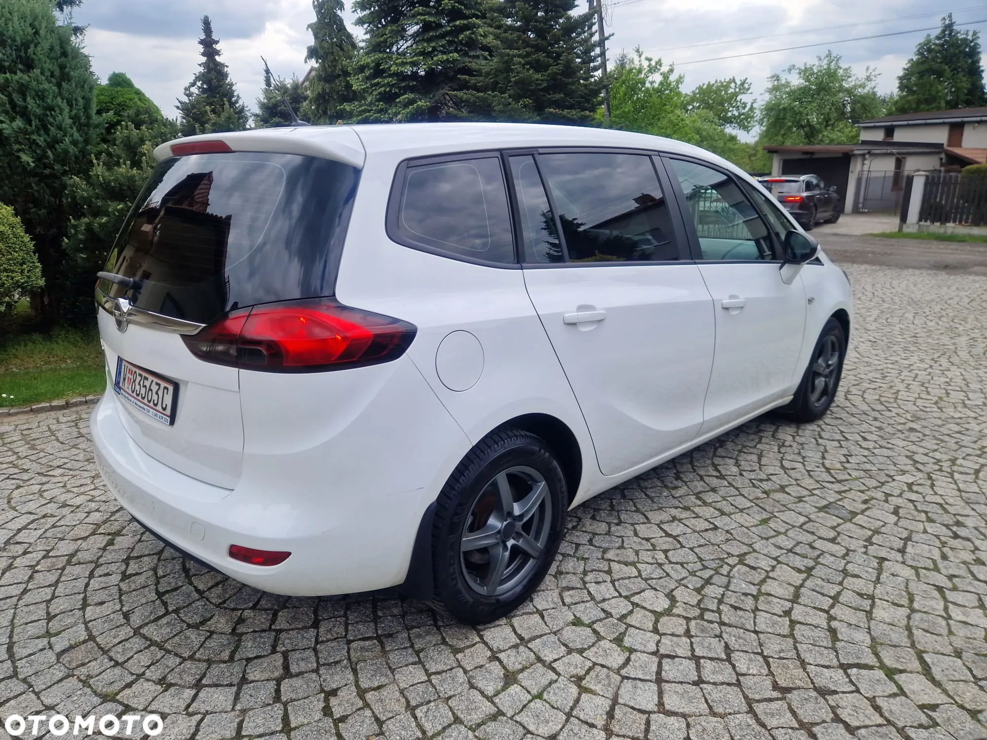 Opel Zafira 1.8 Cosmo - 7