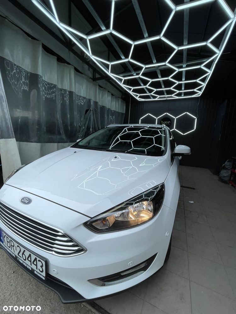 Ford Focus 1.0 EcoBoost Edition Start - 25