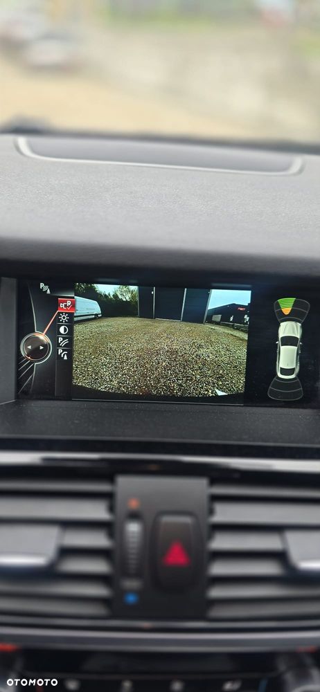 BMW X4 xDrive20d Advantage - 33