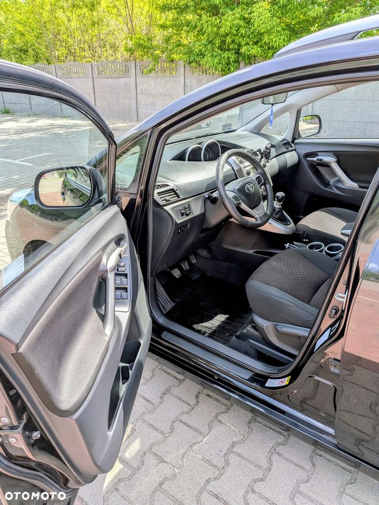 Toyota Verso - 18