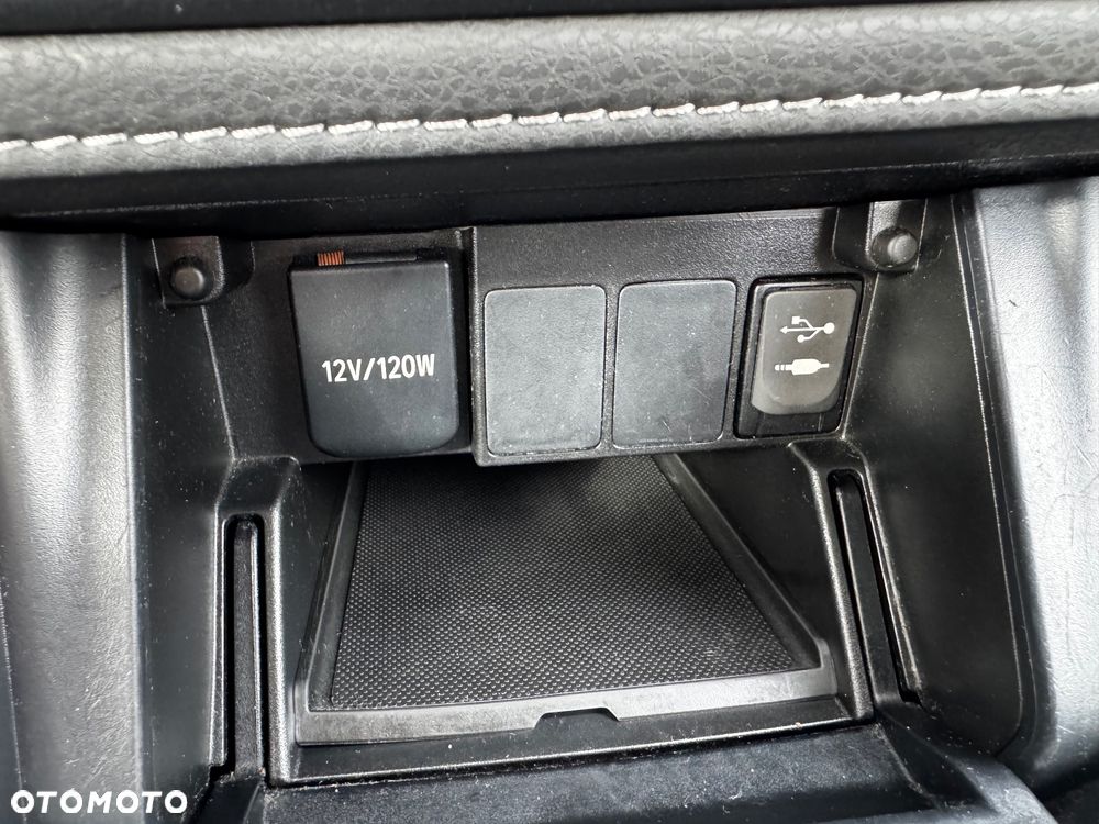 Toyota Auris 1.2 Turbo Comfort - 24