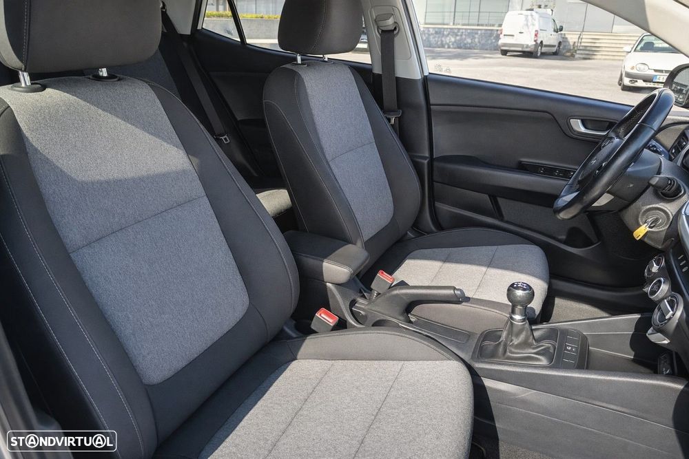 Kia Stonic 1.2 Dynamic - 12