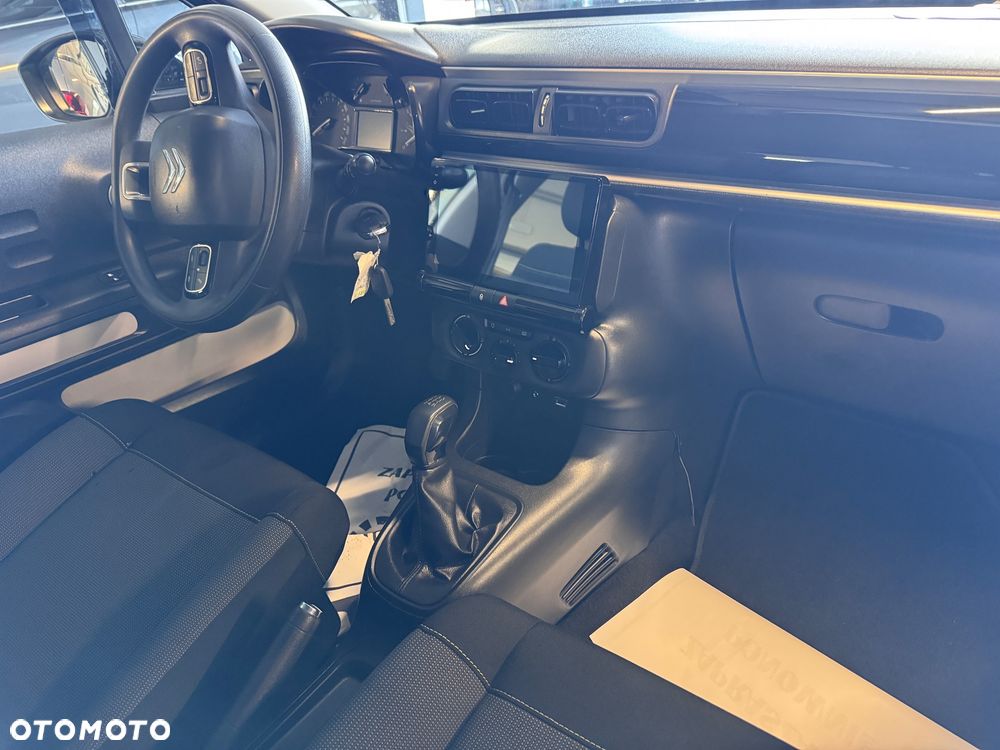 Citroën C3 Pure Tech 82 SHINE - 16