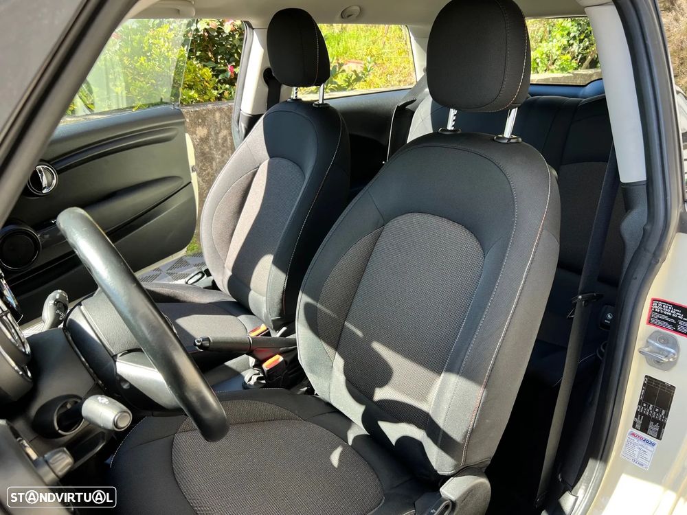 MINI 3 Portas Cooper D Seven - 10