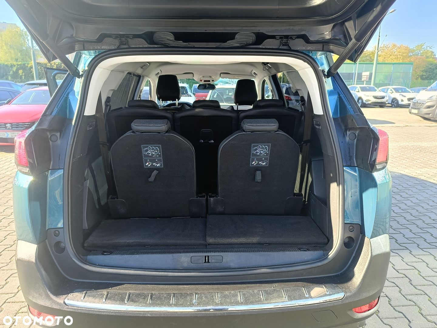 Peugeot 5008 1.5 BlueHDI Allure S&S EAT8 - 11