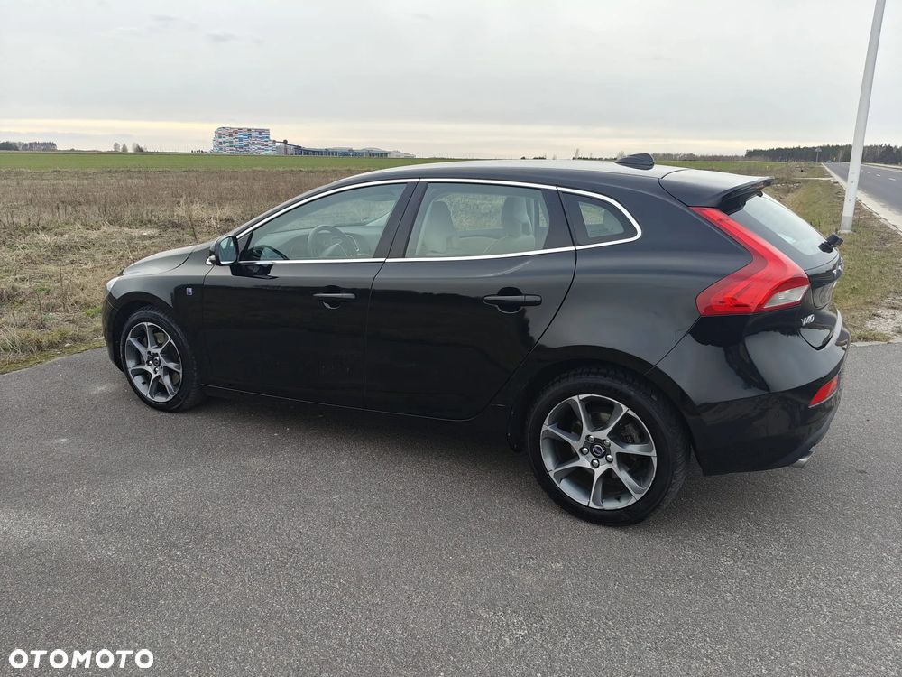 Volvo V40 D3 Drive-E Ocean Race - 8
