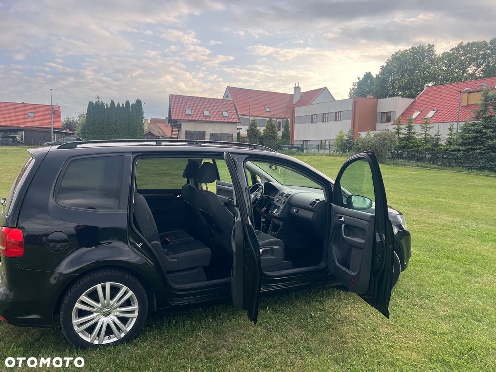 Volkswagen Touran 1.6 TDI DPF BlueMot Comfortline - 9