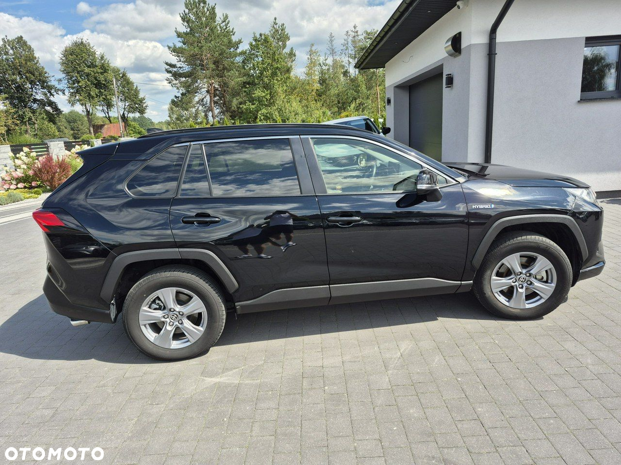 Toyota RAV4 - 11