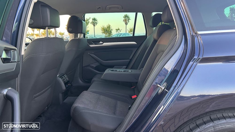VW Passat Variant 2.0 TDI Highline - 6