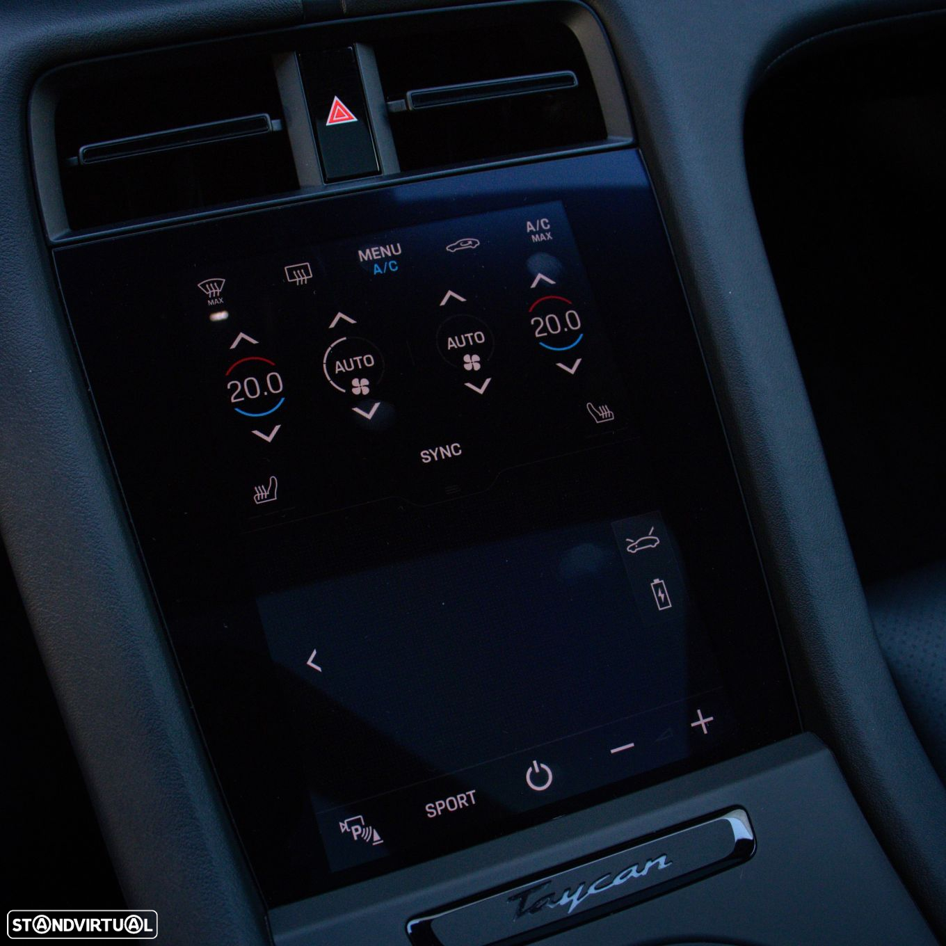 Porsche Taycan Standard - 25