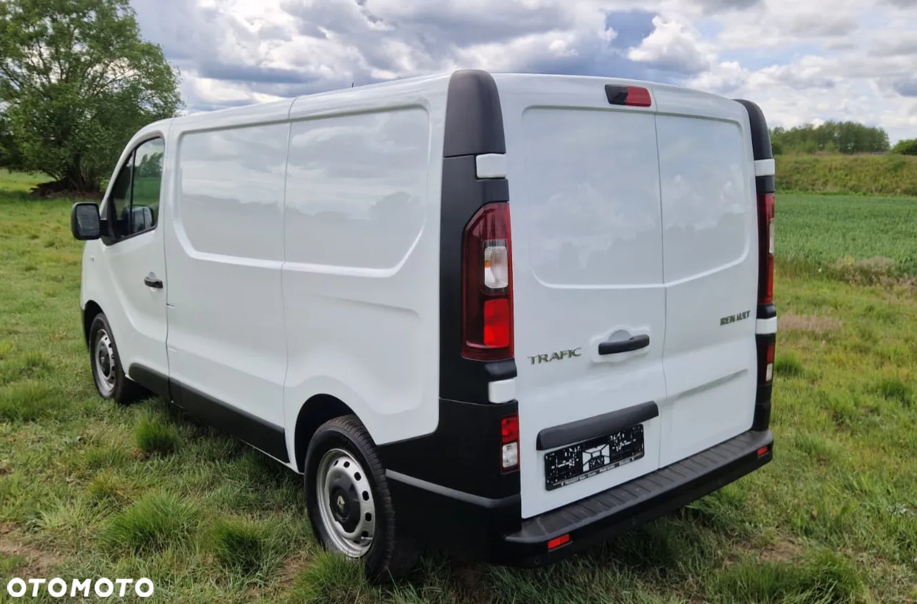 Renault Trafic - 12