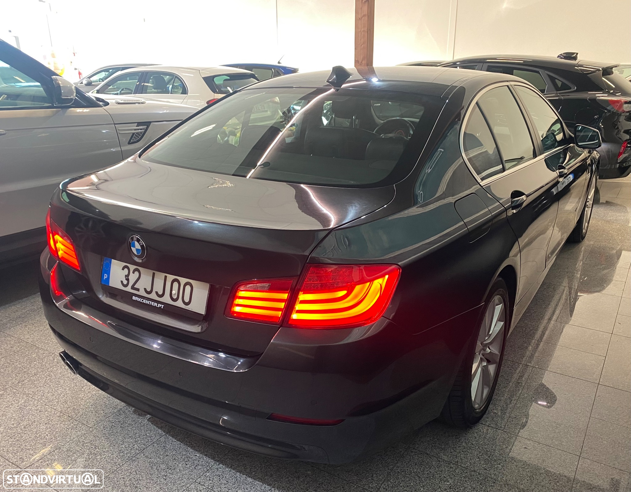 BMW 520 d Exclusive Auto 123g - 3