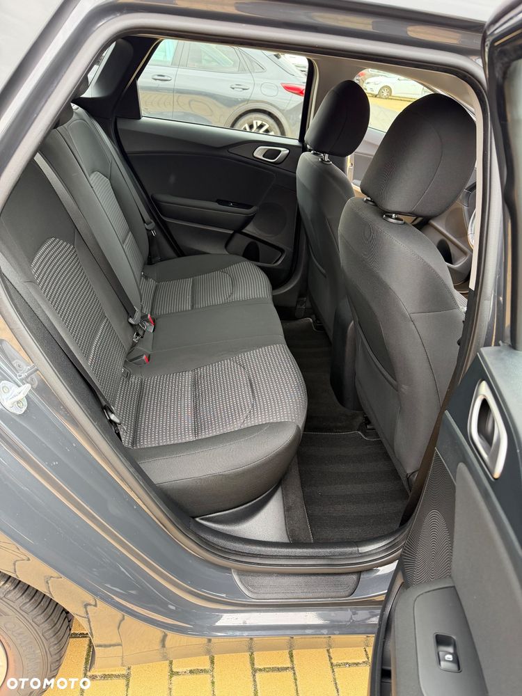 Kia Ceed 1.4 M - 17