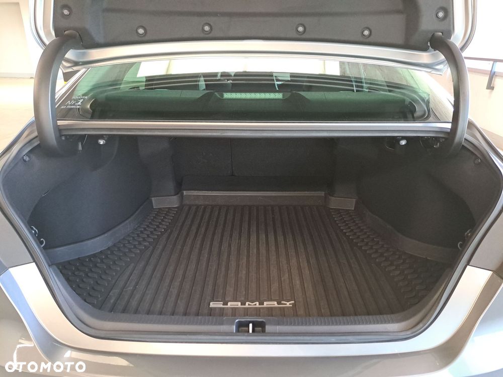 Toyota Camry 2.5 Hybrid Prestige CVT - 14