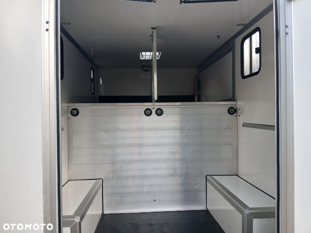 Nissan NV400 - 6