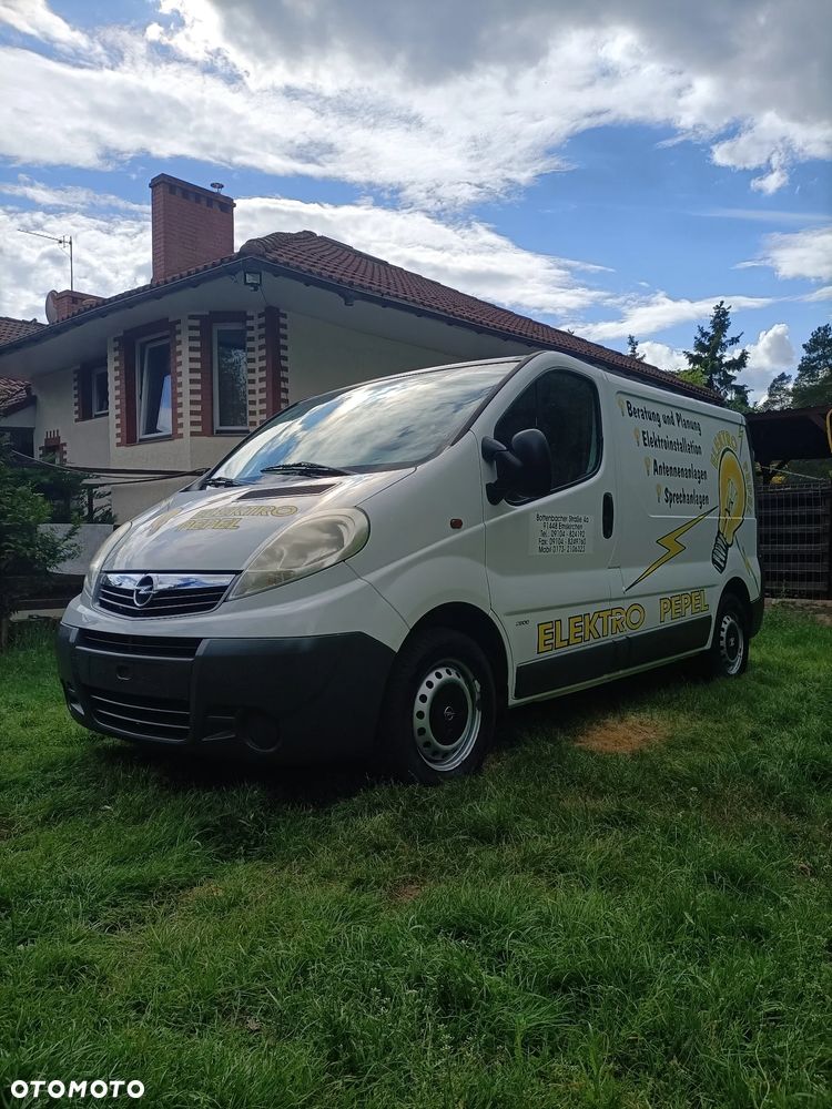 Opel Vivaro - 26
