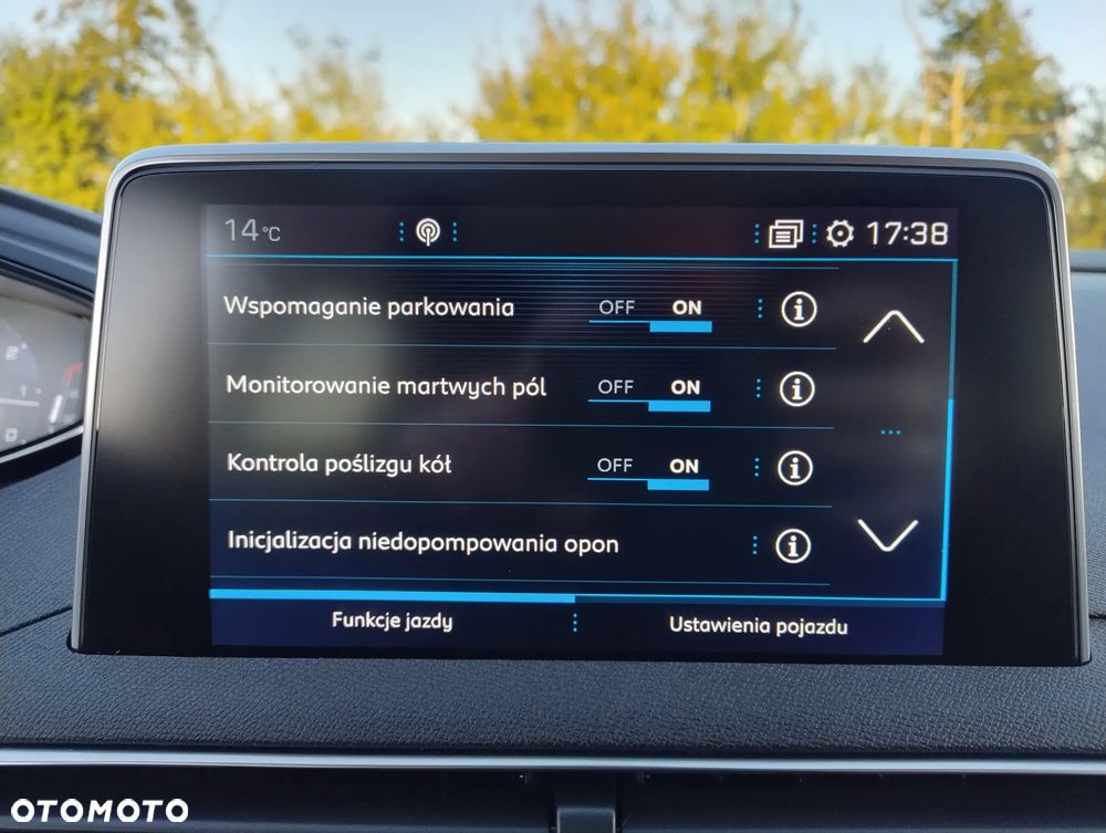 Peugeot 3008 1.2 PureTech Allure Pack S&S - 19