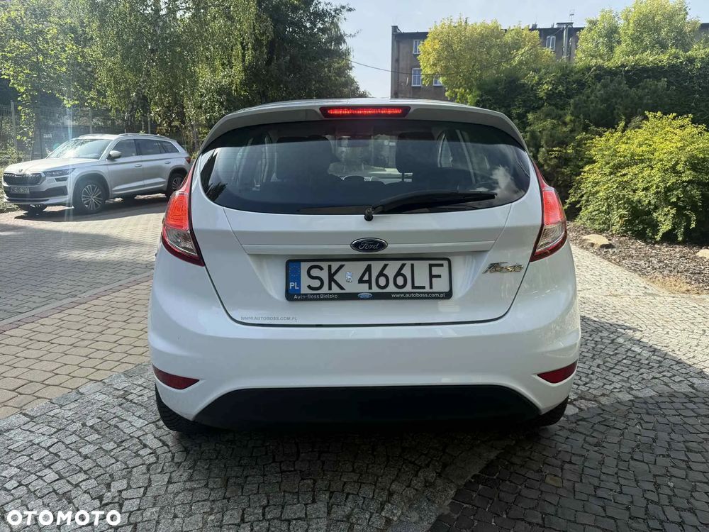 Ford Fiesta - 2