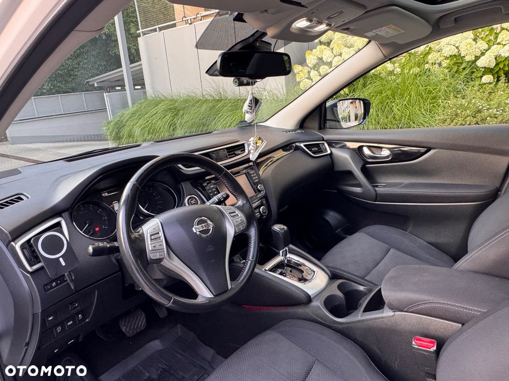 Nissan Qashqai 1.2 DIG-T N-Connecta Xtronic EU6 - 11