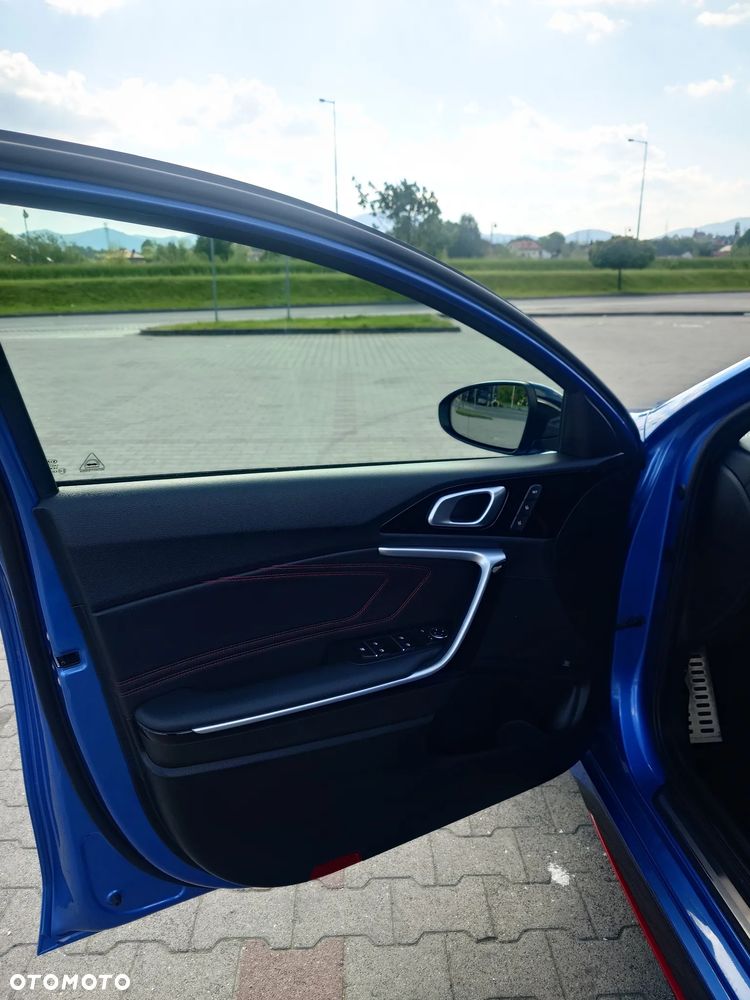 Kia ProCeed - 11