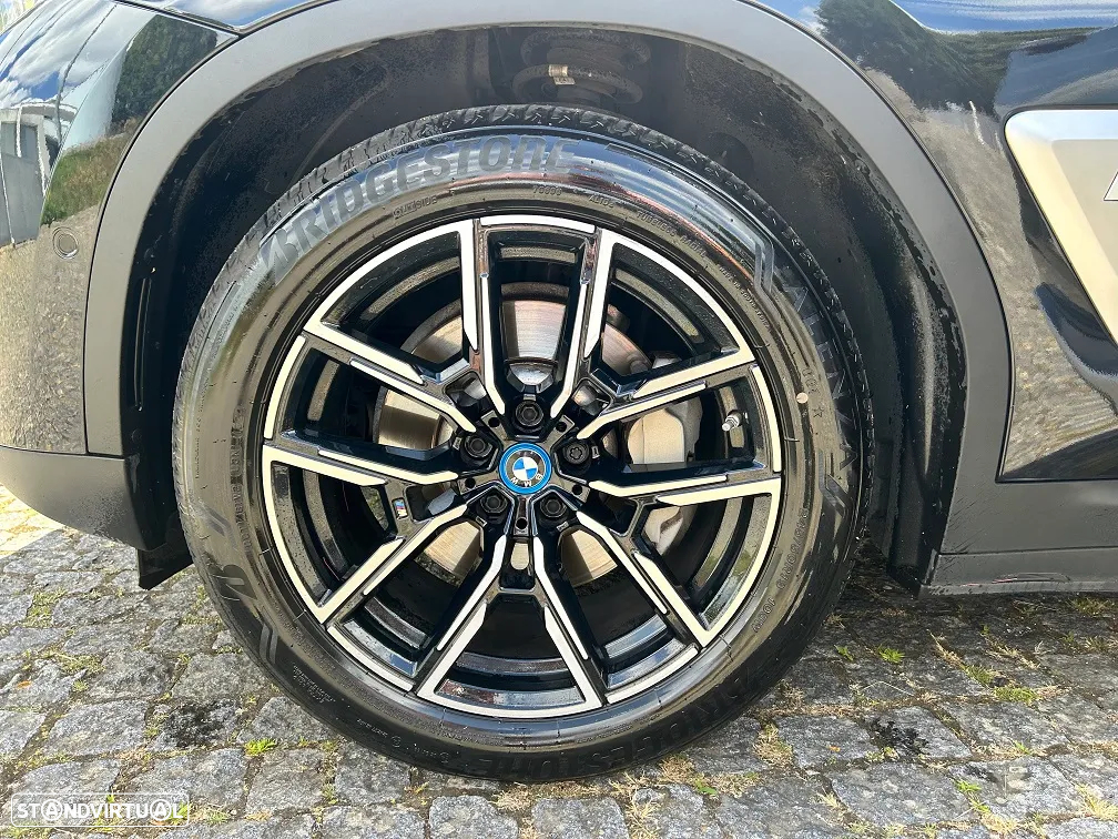 BMW iX3 M Sport Inspiring - 29