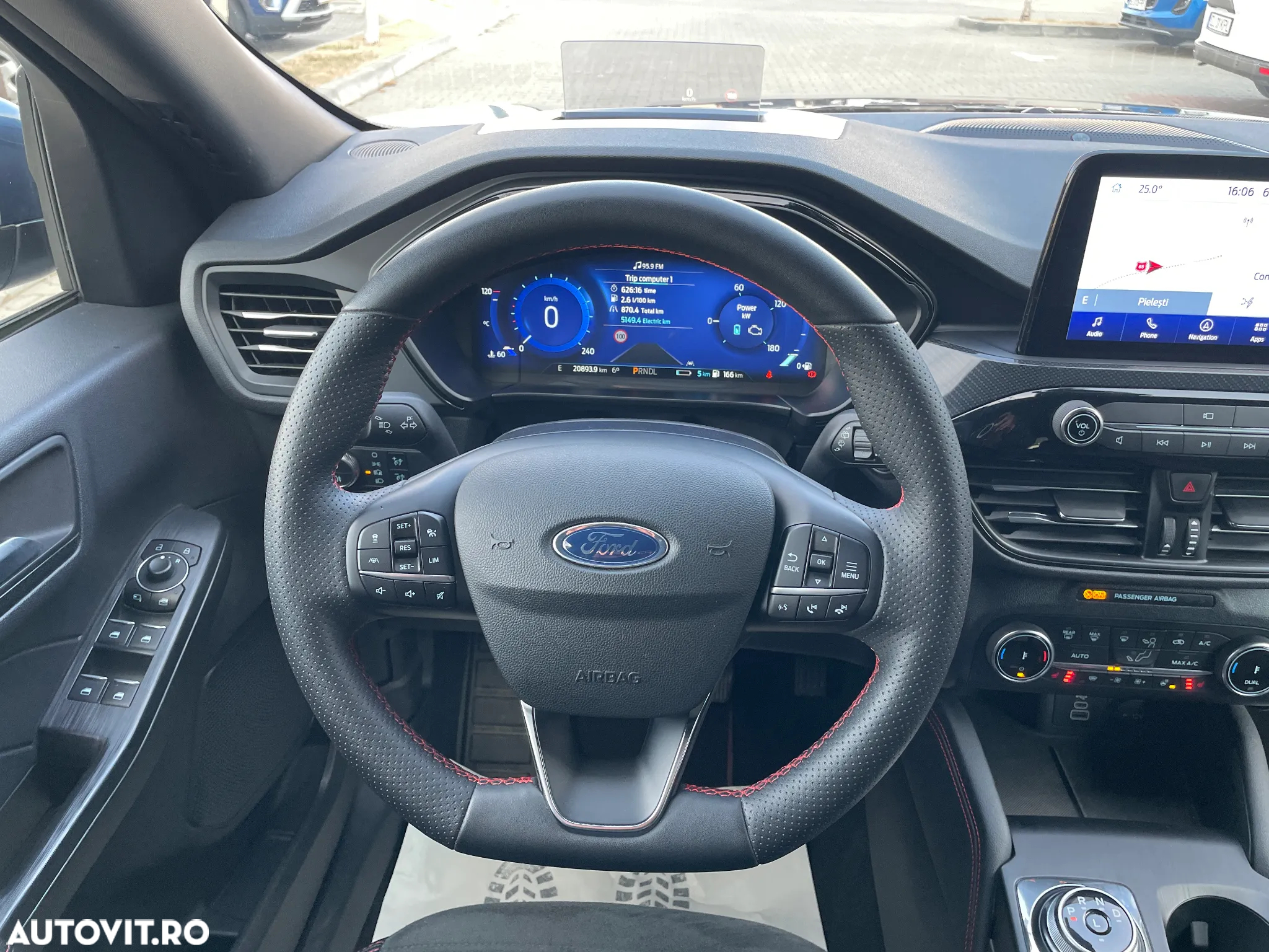 Ford Kuga 2.5 Duratec PHEV ST Line X - 18