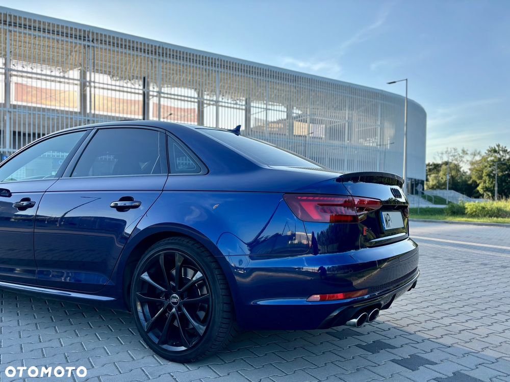 Audi S4 Limousine - 7